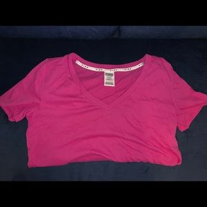 Brand new vs/pink everyday tee